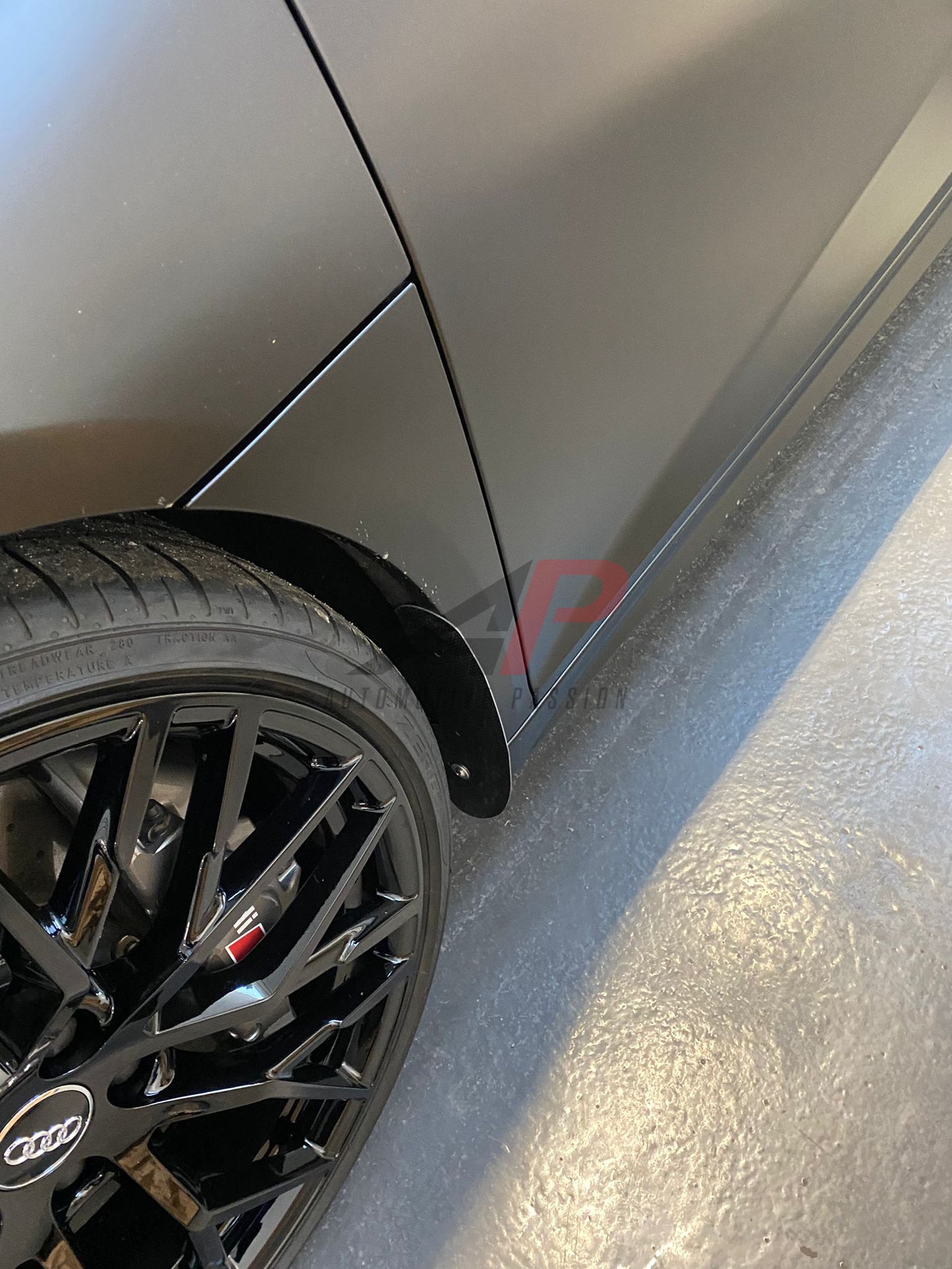 R8 Gen 2 Arch Guards – Front Mudflaps for Audi R8 Paint Protection