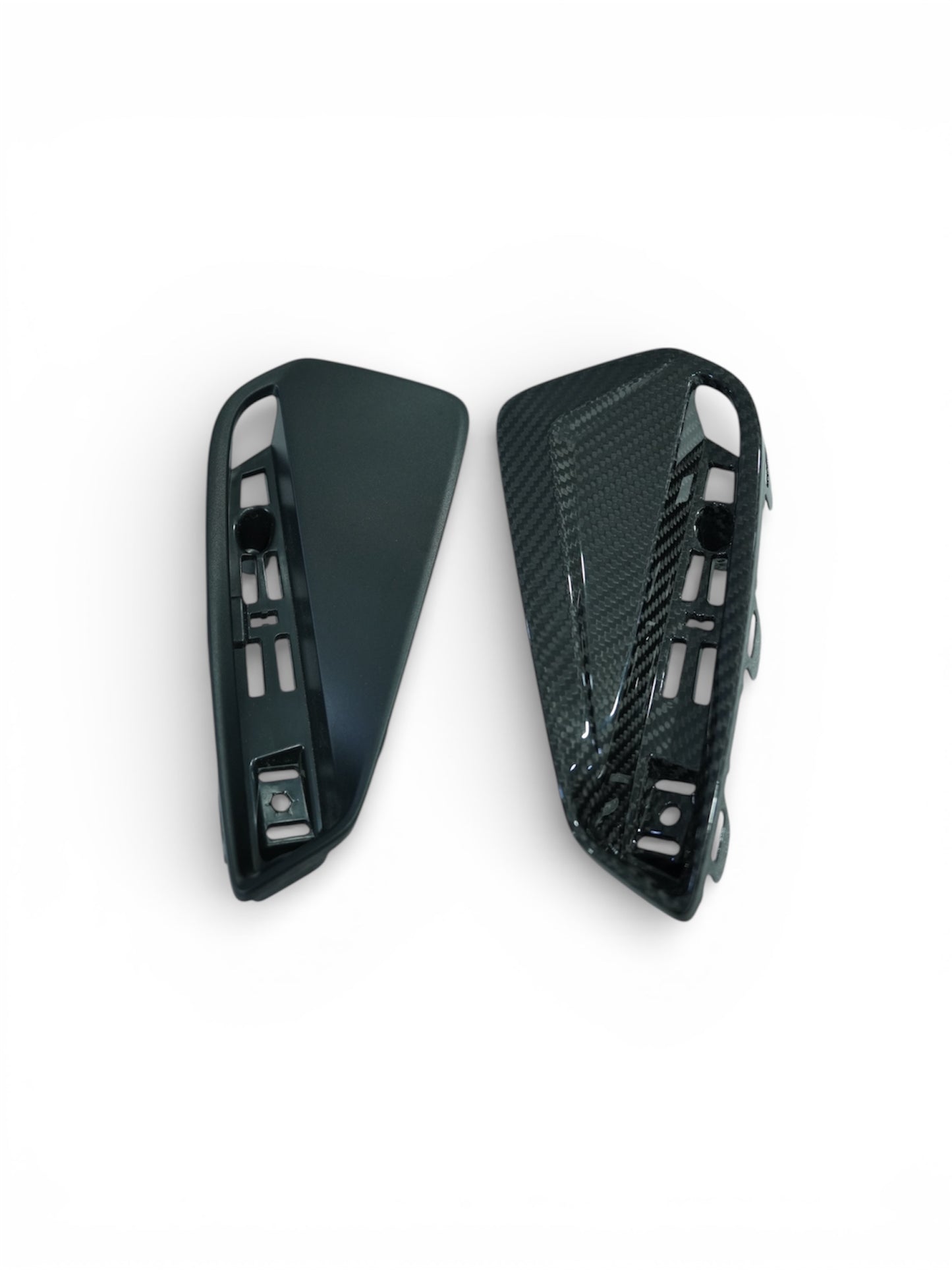 AUDI RS3 8Y GEN 2 - CARBON REAR BUMPER TRIM INSERT REPLACEMENTS (GEN 2 FL 8.5)