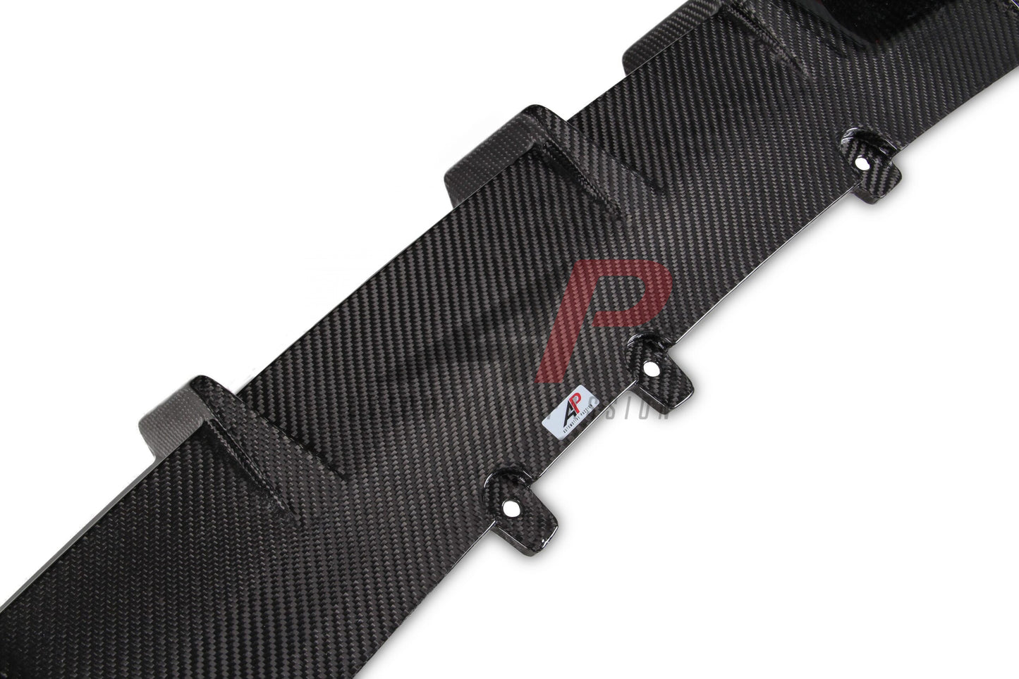 Carbon Fibre Rear Diffuser for Audi RS6/RS7 C8 – Aggressive Rear-End Upgrade
