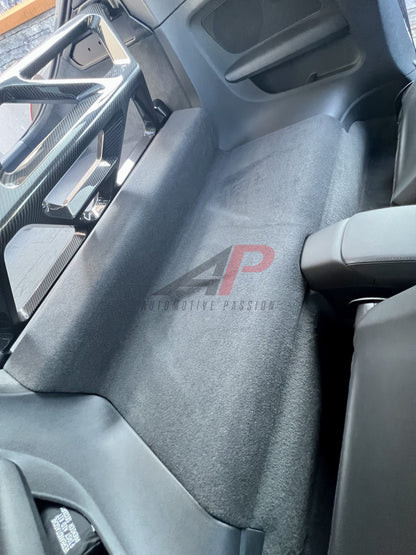 TT 8S Carbon Strut Brace – Rear Seat Delete & Chassis Upgrade