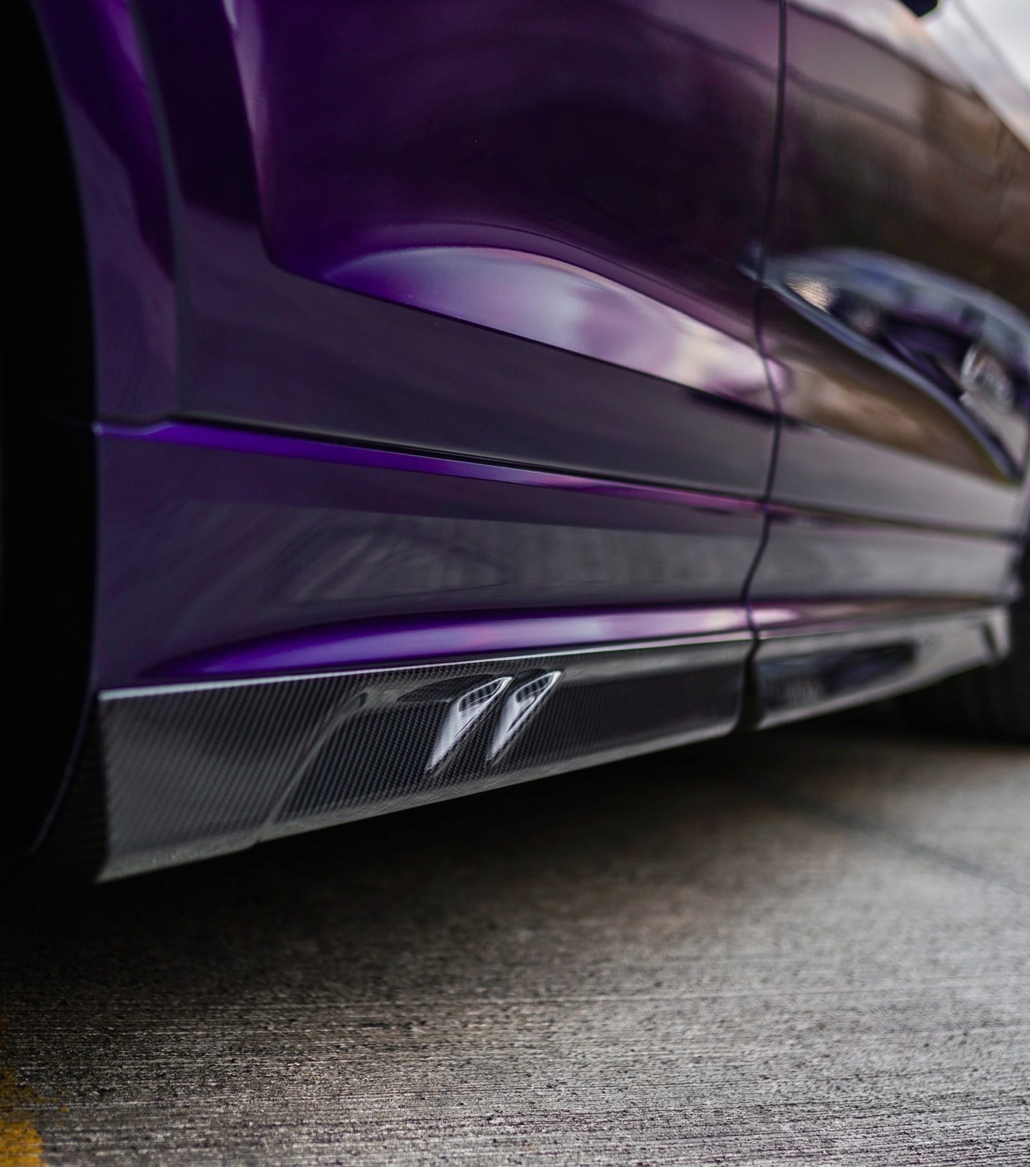 RSQ8 Carbon Side Skirts – Audi RSQ8 Dry Carbon Fibre Side Extensions