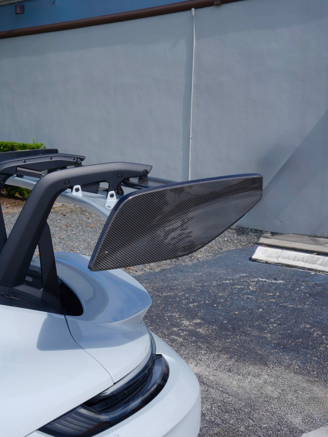 PORSCHE GT3 RS 992 CARBON SPOILER END PANELS REPLACEMENTS
