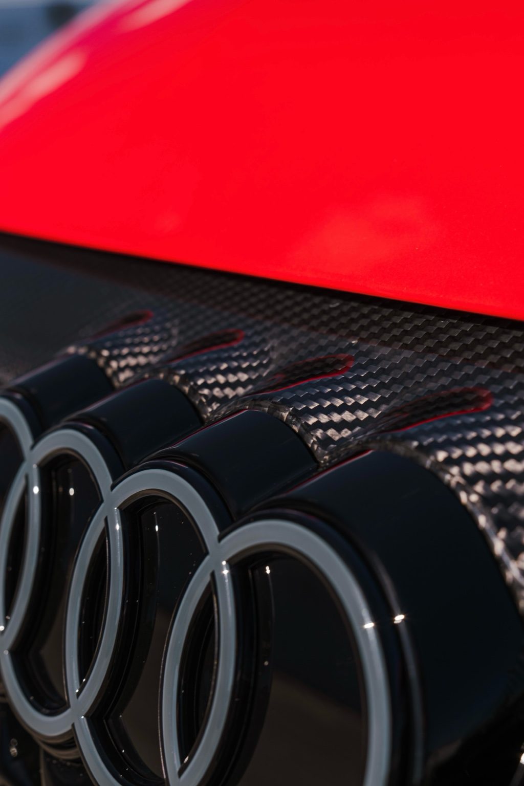 AUDI RS3 8Y GEN 2 – CARBON FULL GRILLE SURROUND REPLACEMENT (GEN 2 FL 8.5)