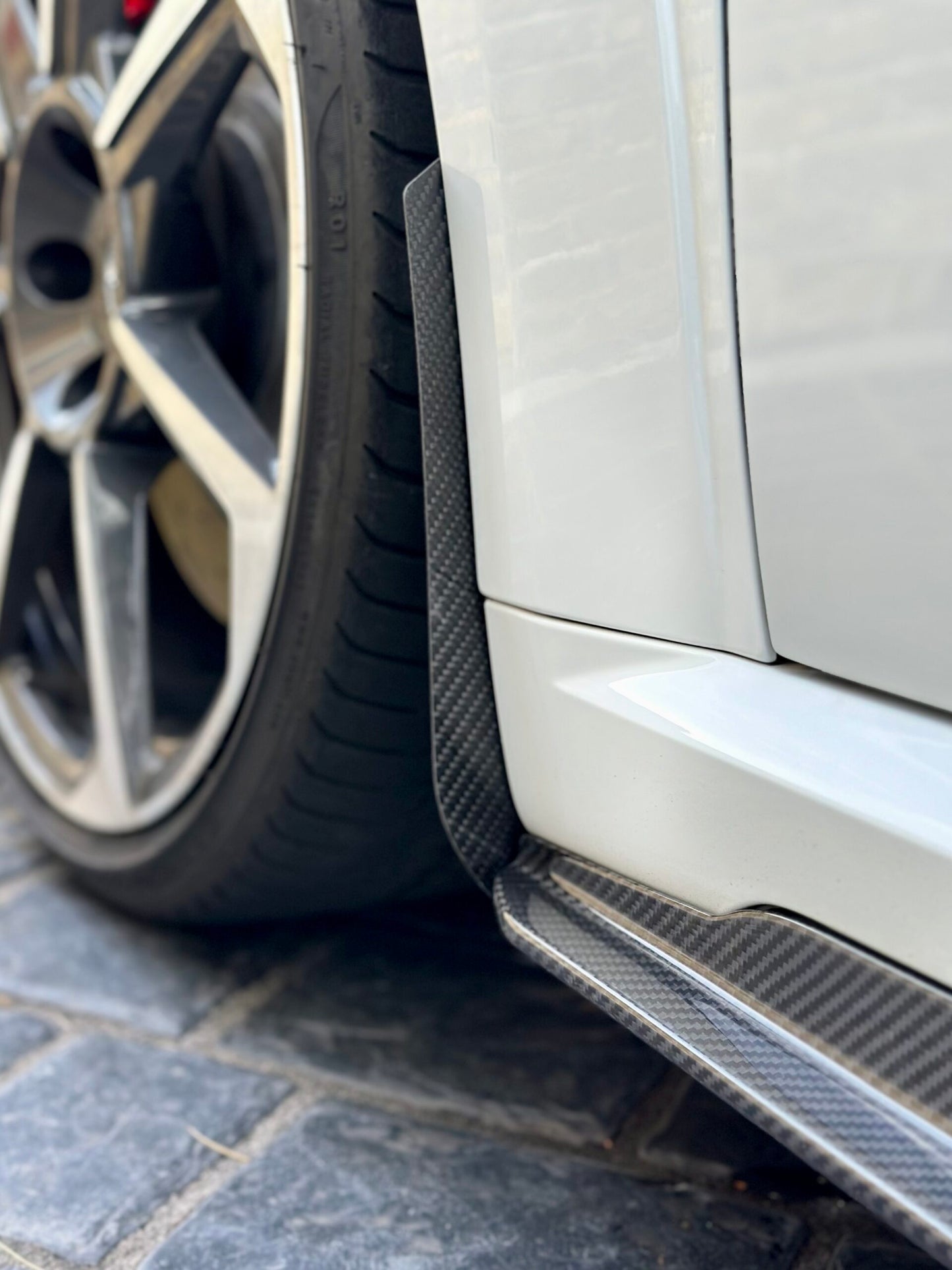 Audi TT MK3 Carbon Fibre Front Arch Guards/Mudflaps