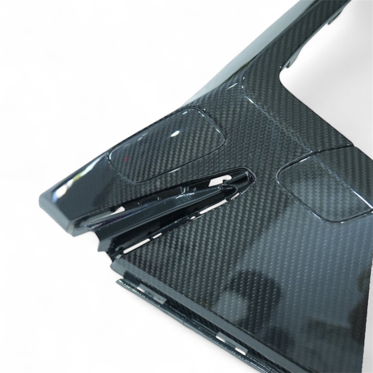 AUDI RS3 8Y GEN 2 – CARBON FULL GRILLE SURROUND REPLACEMENT (GEN 2 FL 8.5)