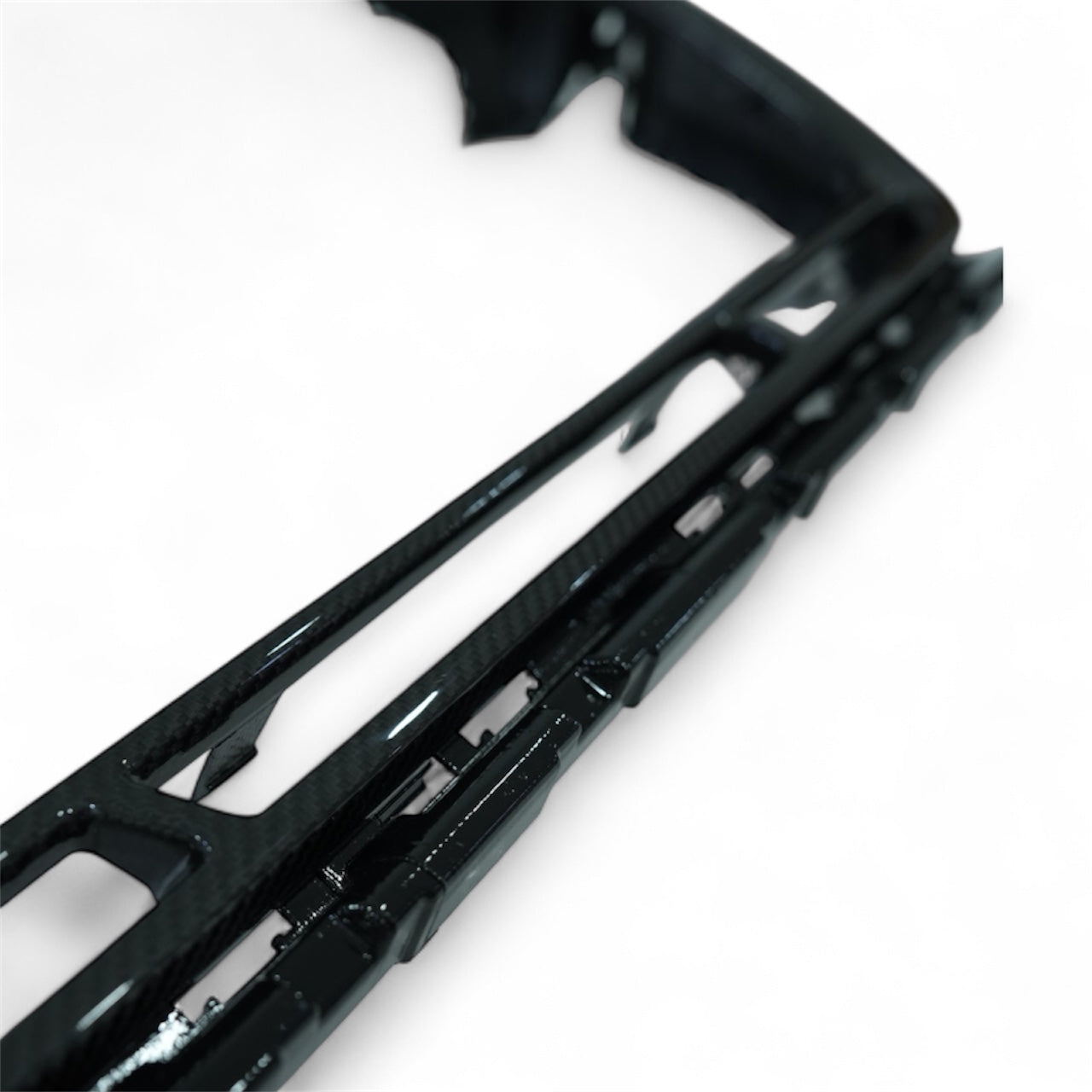 AUDI RS3 8Y GEN 2 – CARBON FULL GRILLE SURROUND REPLACEMENT (GEN 2 FL 8.5)