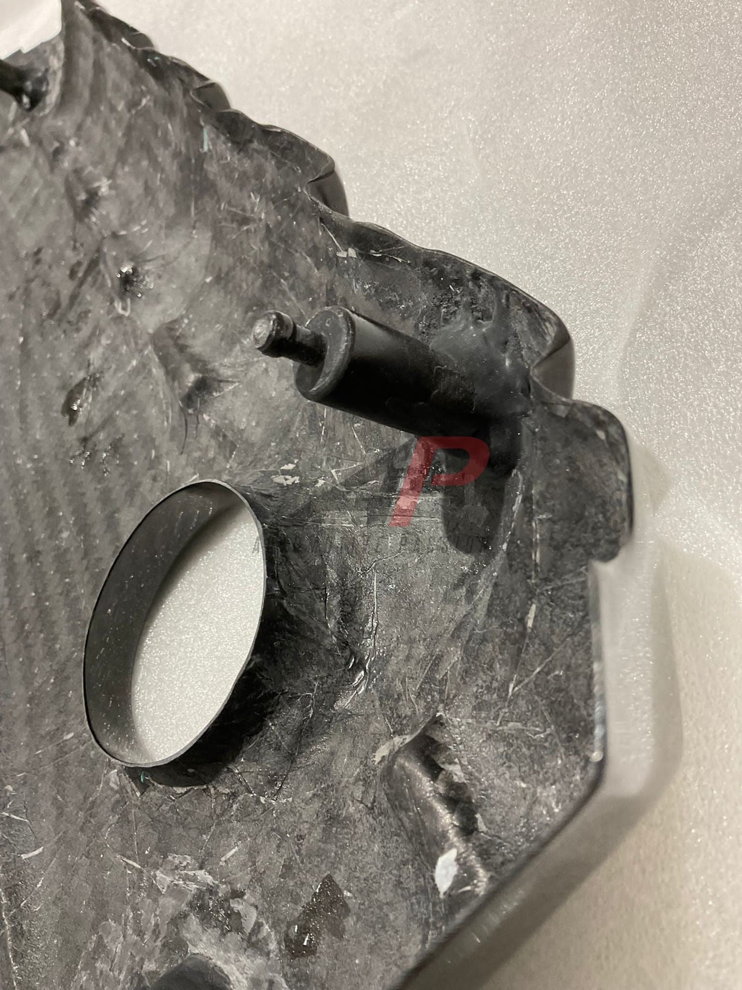 AUDI 2.5L 5 POT Dry Carbon Fiber Engine Cover