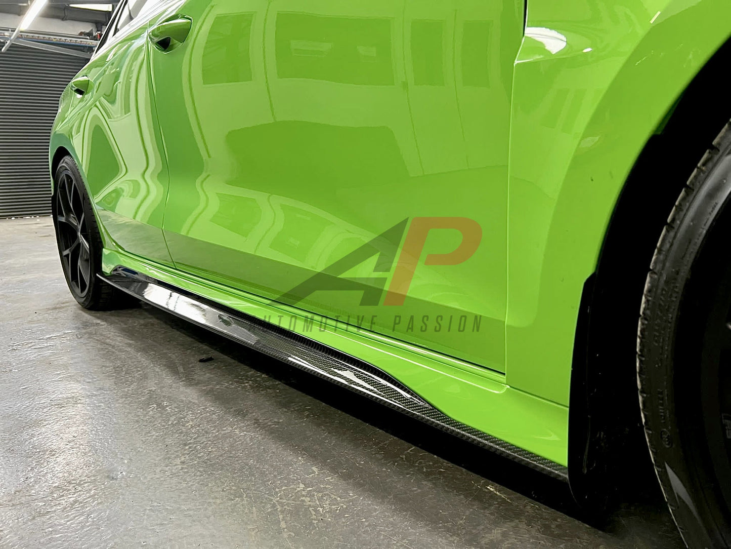 AUDI RS3 8Y CARBON FIBER SIDE SKIRTS