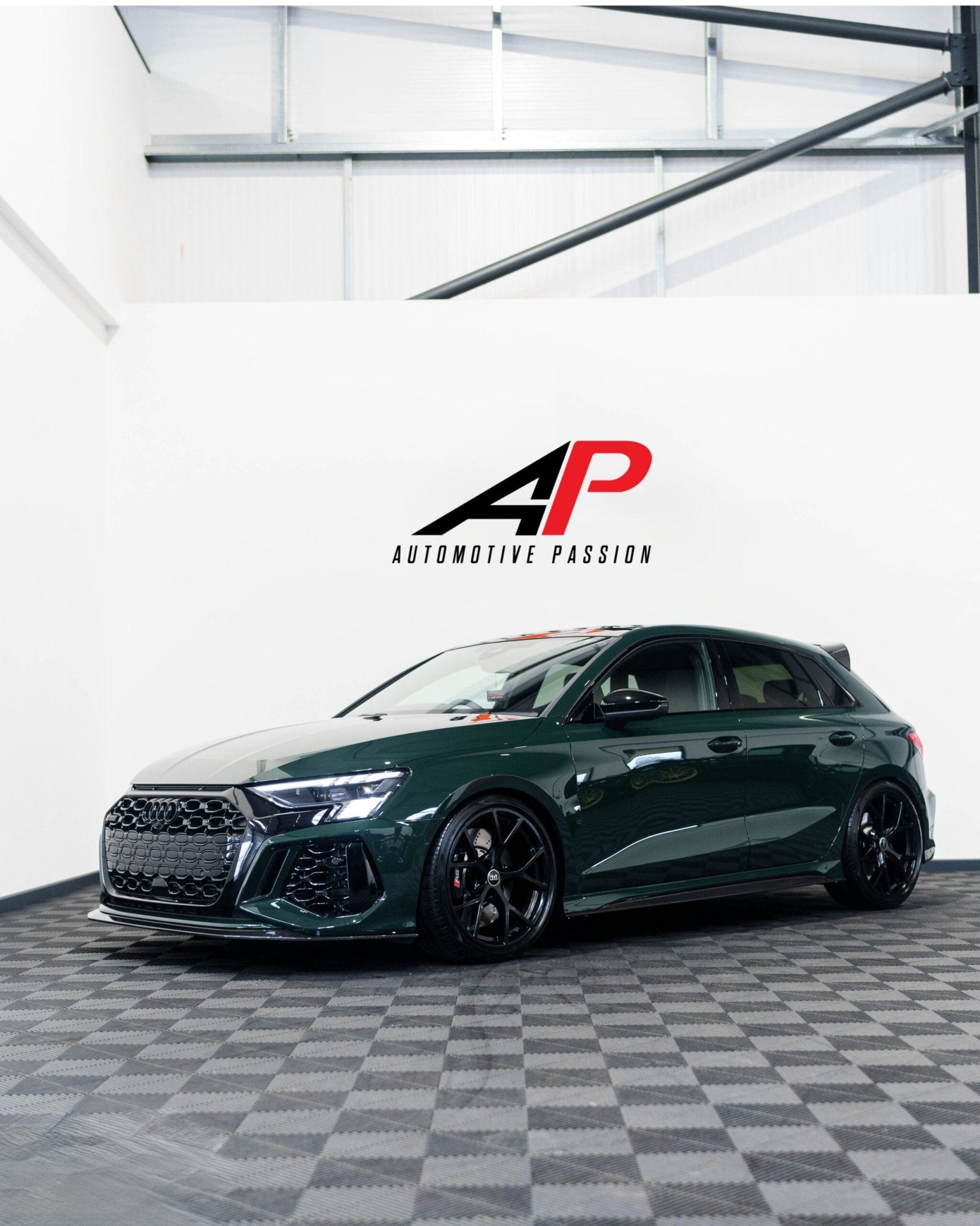 AUDI RS3 8Y GEN 1 DRY CARBON SPLITTER