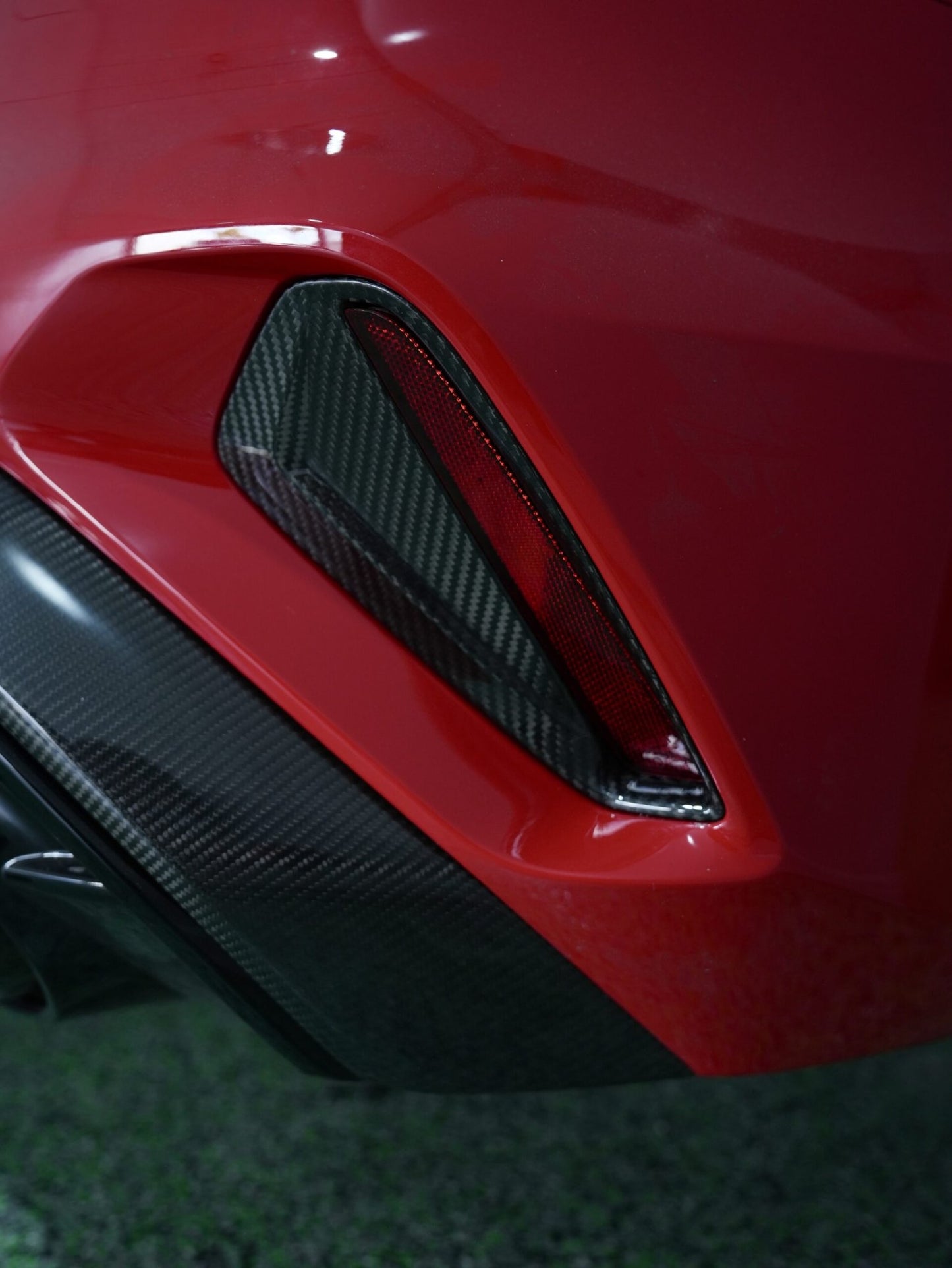 AUDI RS3 8Y GEN 2 - CARBON REAR BUMPER TRIM INSERT REPLACEMENTS (GEN 2 FL 8.5)
