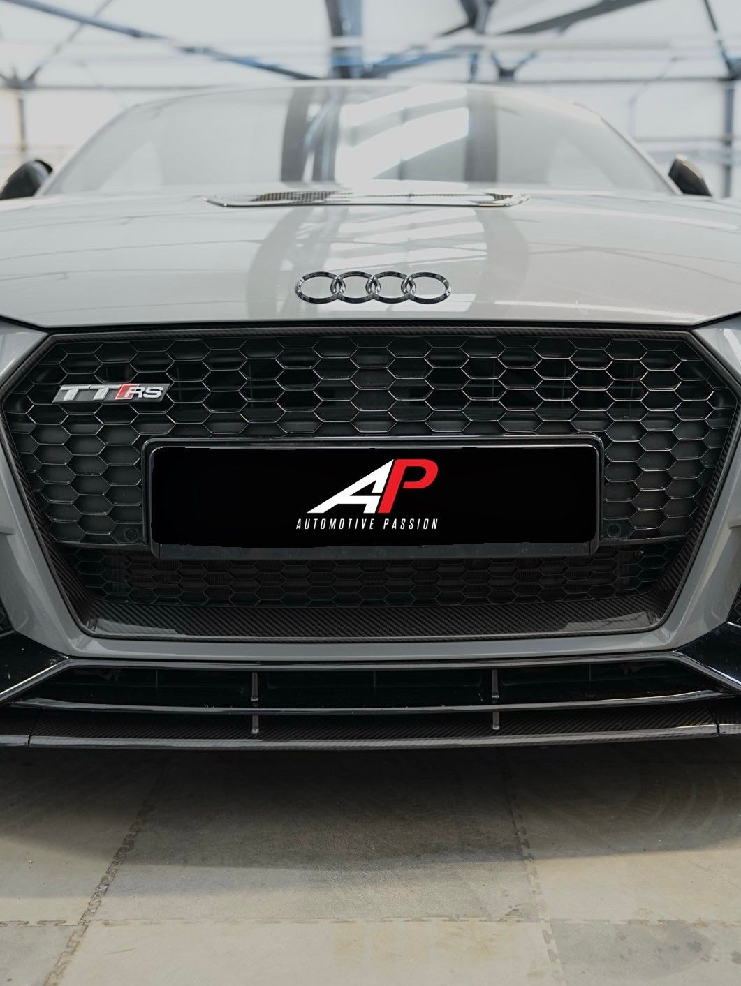 AUDI TTRS CARBON GRILLE REPLACEMENT