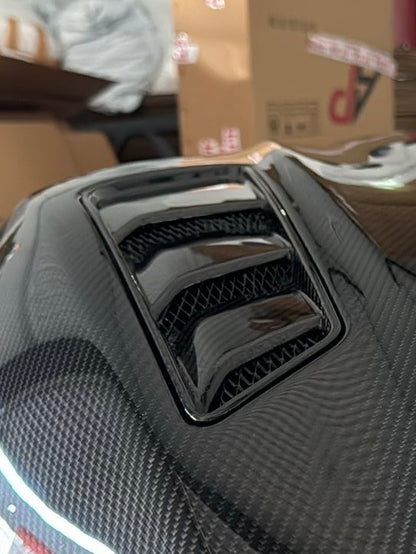 R8 Gen 2 Carbon Hood – Dry Carbon Bonnet for Audi V10 4S Models