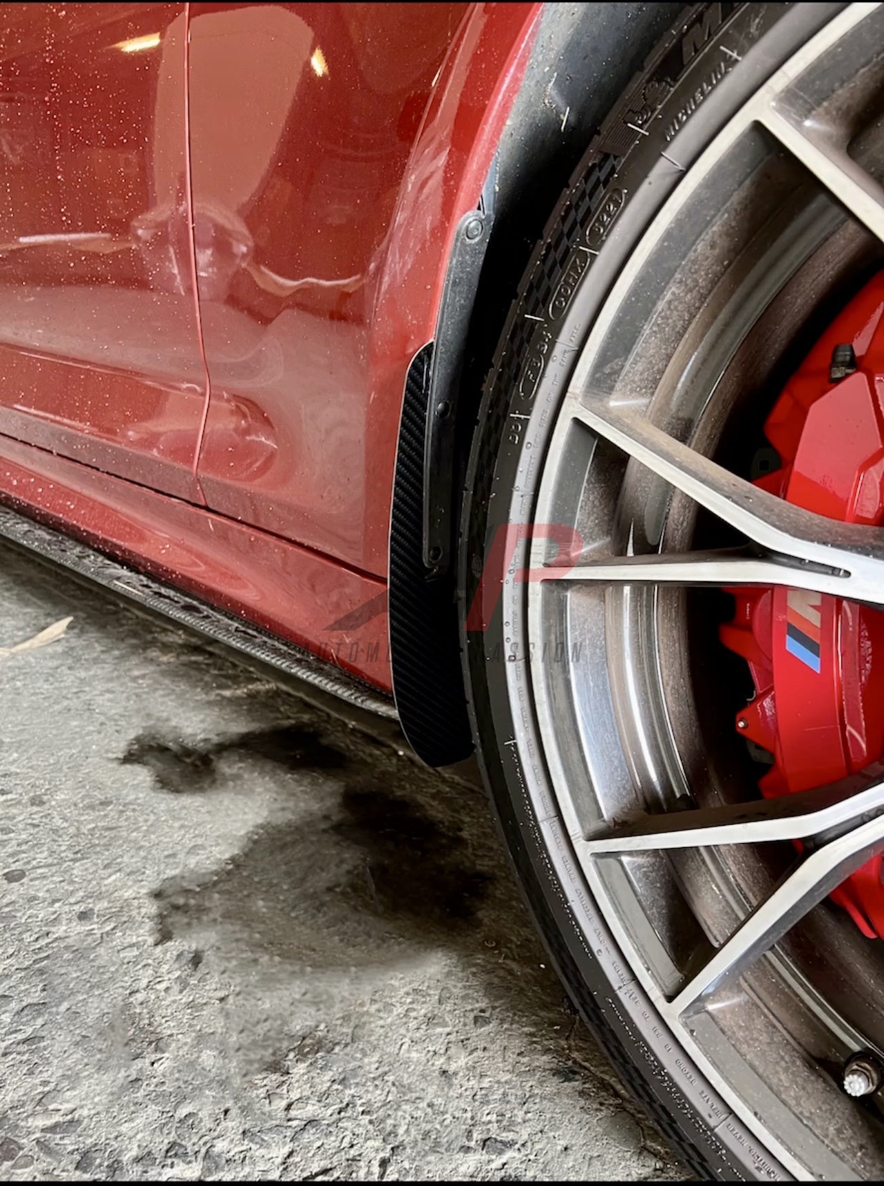 BMW M5 F90 Front Carbon Fiber Arch Guards/Mud Flaps