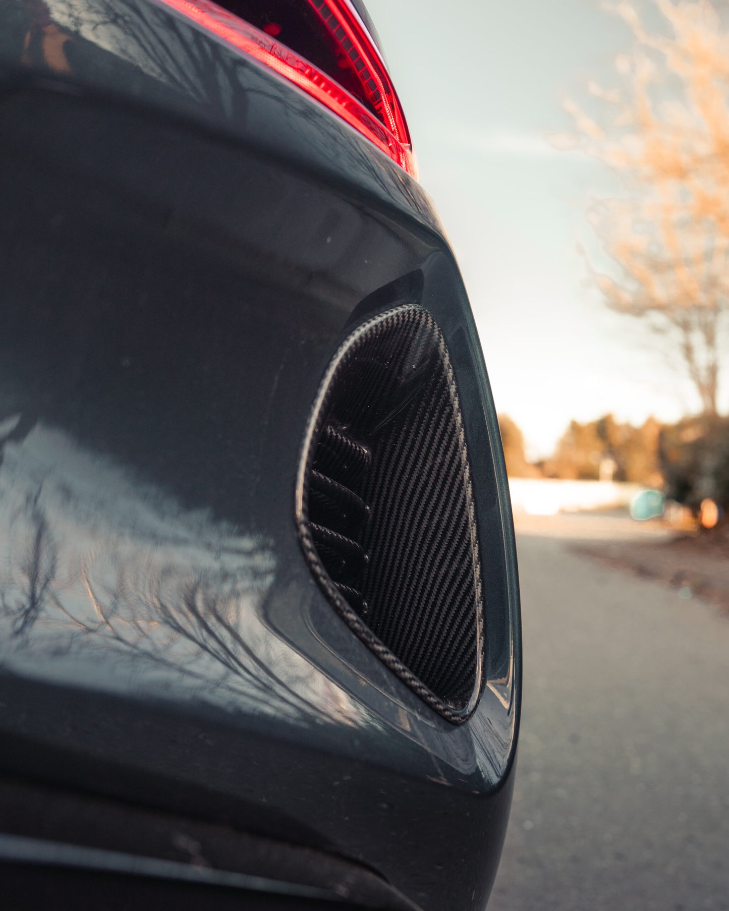 Lotus Emira Carbon Fiber Intake Duct Vents