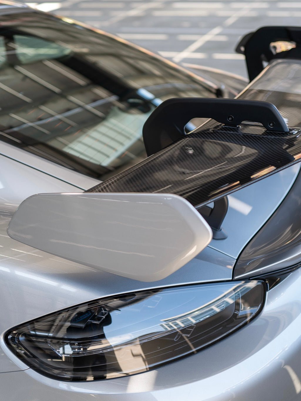 GT4 RS Style Spoiler – Porsche 981/718 Cayman GT4 Carbon Wing Upgrade