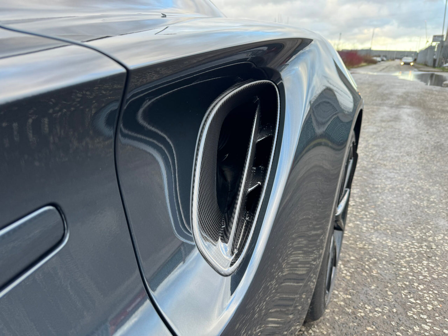 Lotus Emira Carbon Fiber Intake Duct Vents