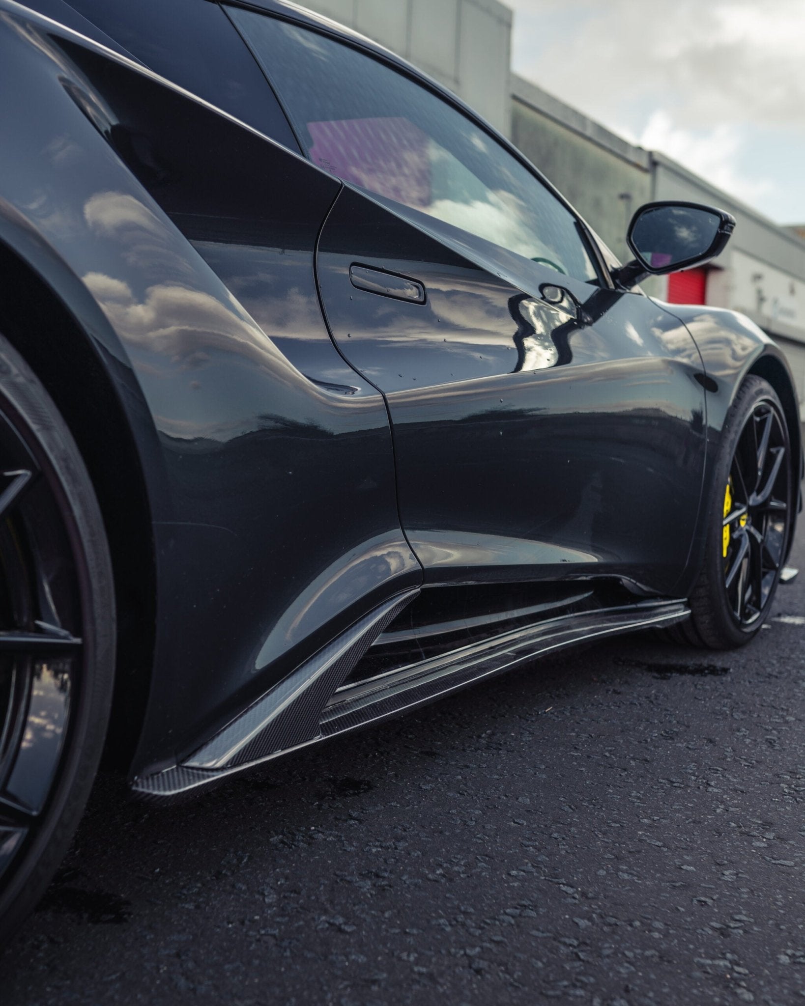 Lotus Emira Carbon Fiber Side Skirts