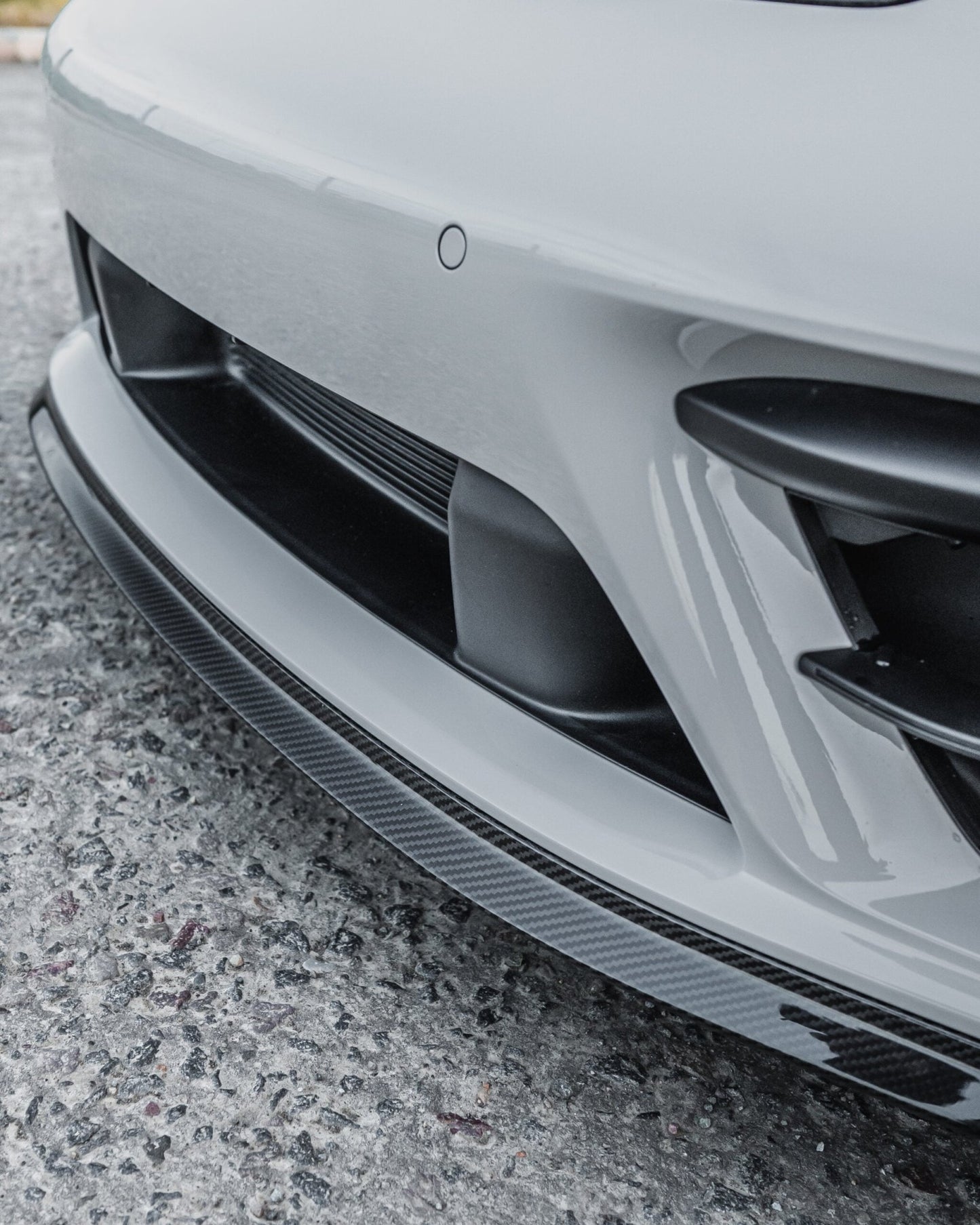 PORSCHE 911 992.1 CARERRA CARBON FIBER FRONT SPLITTER INSERT