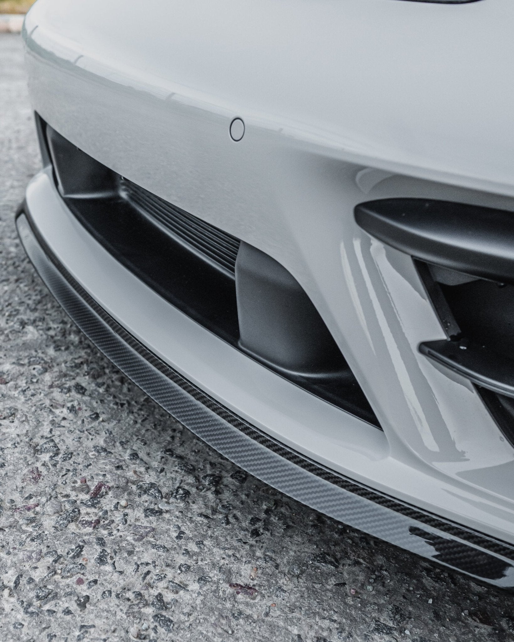 PORSCHE 911 992.1 CARERRA CARBON FIBER FRONT SPLITTER INSERT