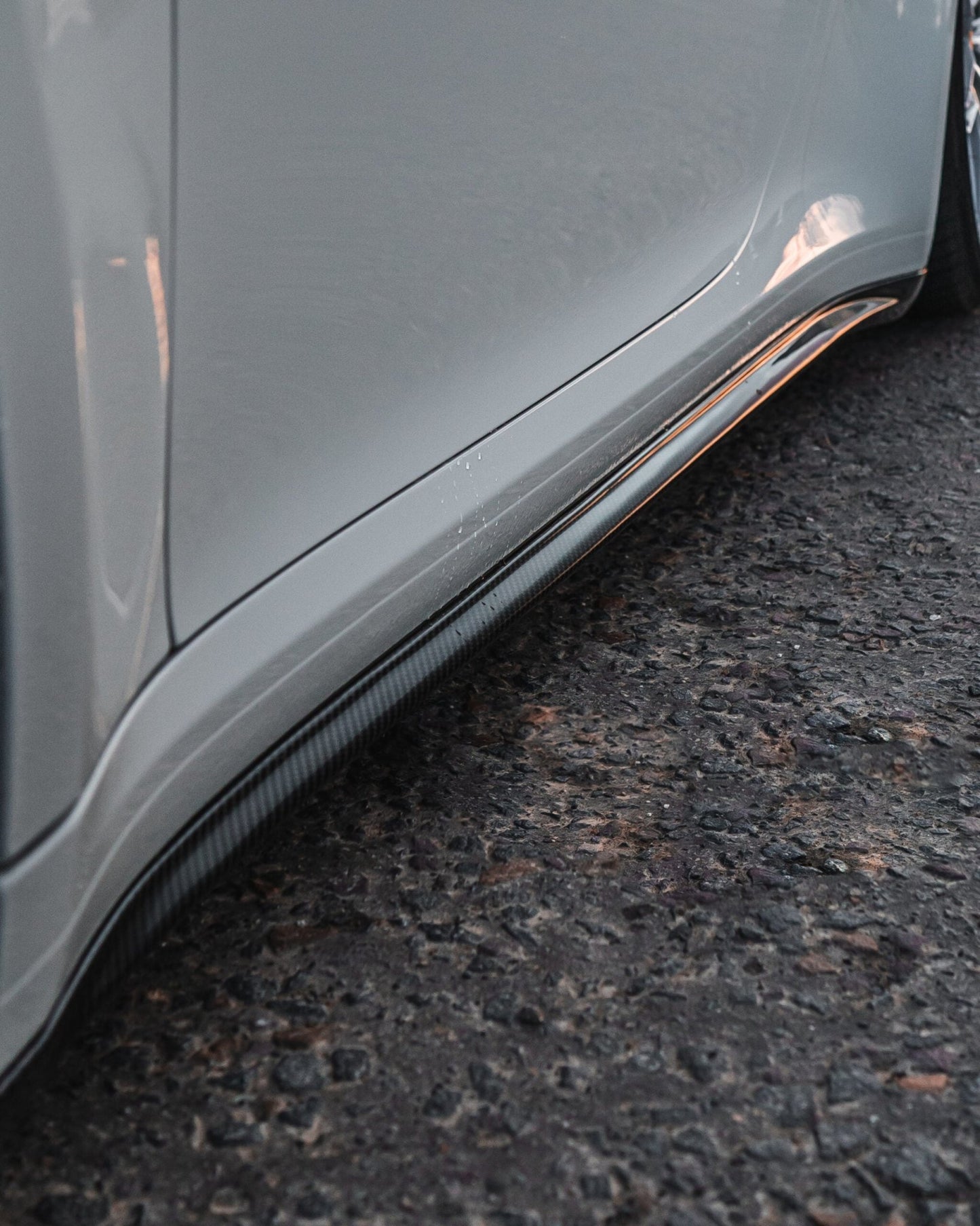 PORSCHE 911 992.1 CARERRA CARBON SIDE SKIRTS SILL REPLACEMENT