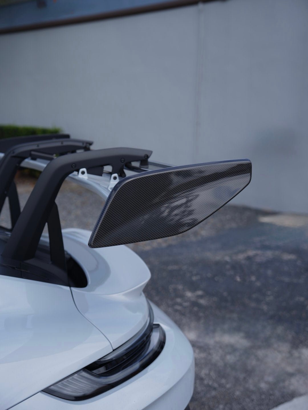 PORSCHE GT3 RS 992 CARBON SPOILER END PANELS REPLACEMENTS