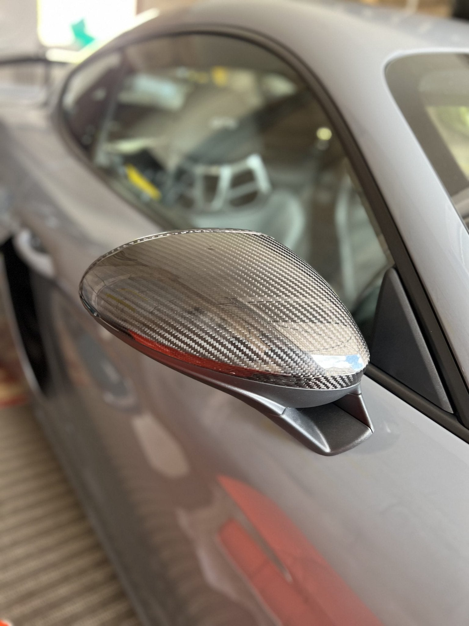 Porsche GT4 Carbon Mirrors – 718 Cayman Carbon Fibre Mirror Cover Replacements (LHD)