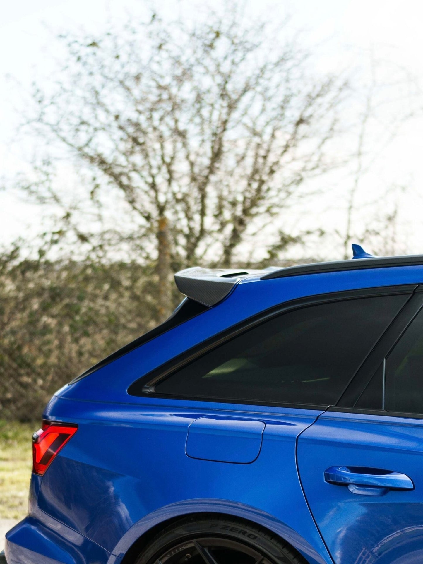 RS6 C8 Roof Spoiler – Dry Carbon Rear Wing Extension for Audi Avant