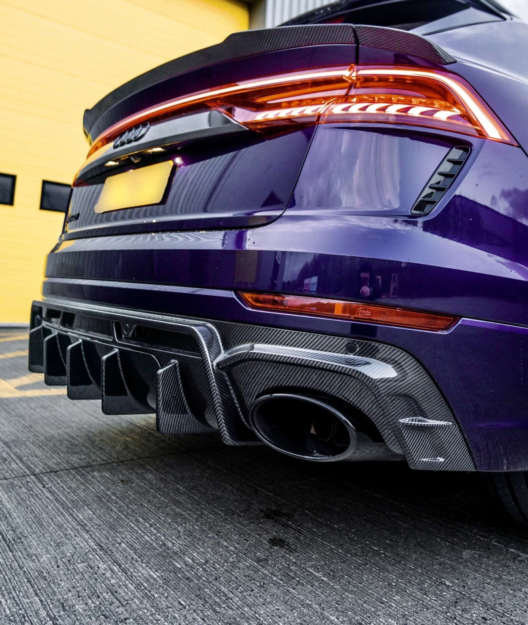 RSQ8 Carbon Rear Diffuser – Audi RSQ8 Carbon Fiber Rear Splitter Upgrade